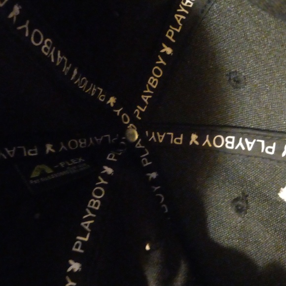 Mens PlayBoy bunnie Ball cap - Picture 4 of 6